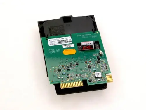 Bosch Modul mit elektrischen Bauteilen und einer Platine, die in einem schwarzen Gehäuse untergebracht ist, ausgestattet mit einer Anschlussleiste.